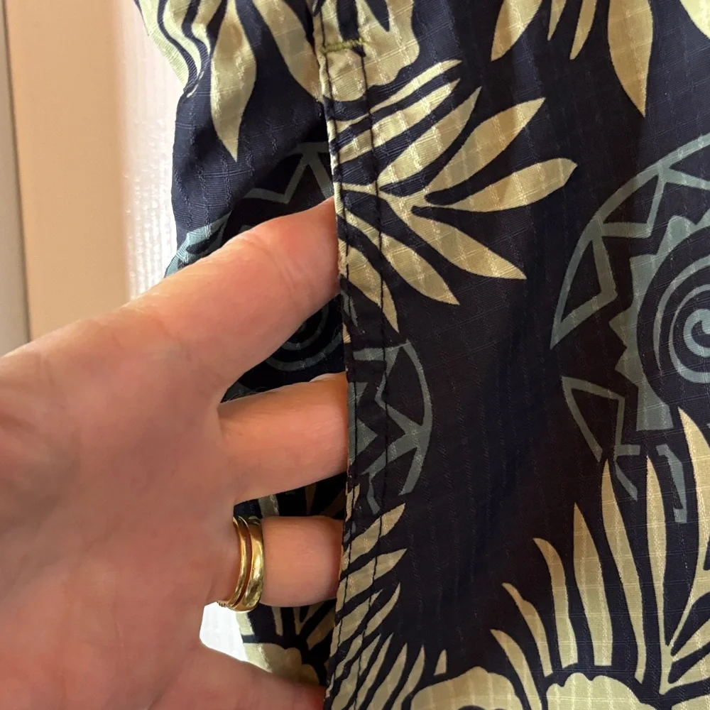 Tommy Bahama Floral Swim Trunks Side Pockets Draw String Closure XL